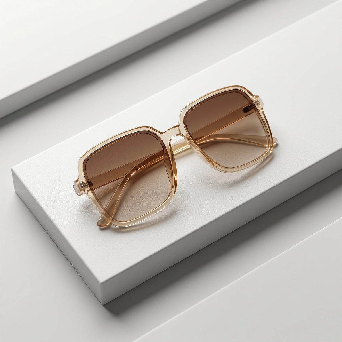 Fashionable sunglasses for selfies and photos